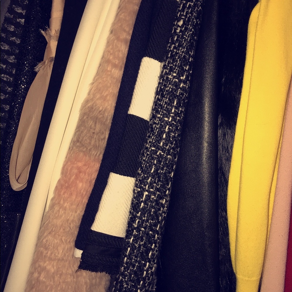 Follow my other account @laurenshipley